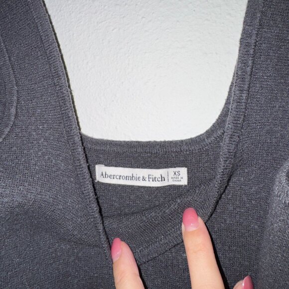 Abercrombie & Fitch Soft AF Square Neck Knit Crop Top - Dark Grey - Picture 3 of 3